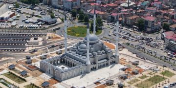 Hanife Hatun Camii ve Külliyesi 11 Temmuz’da açılıyor