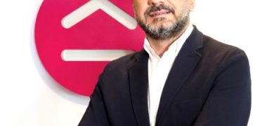 Konut satışları artıyor, fiyatlar reelde geriliyor!