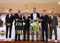 arsaVev ile Fenerbahçe Kadın Futbol Takımı Arasındaki Sponsorluk Anlaşmasının İmza Töreni Düzenlendi