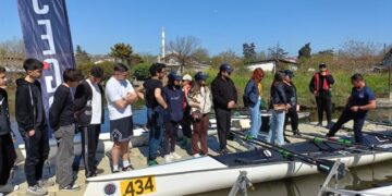 küçük çekmece gölün’nde kürek festivaline büyük ilgi