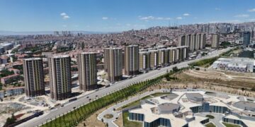 Adres Ankara Evleri’nin  ikinci etabında teslim heyecanı yaşanıyor